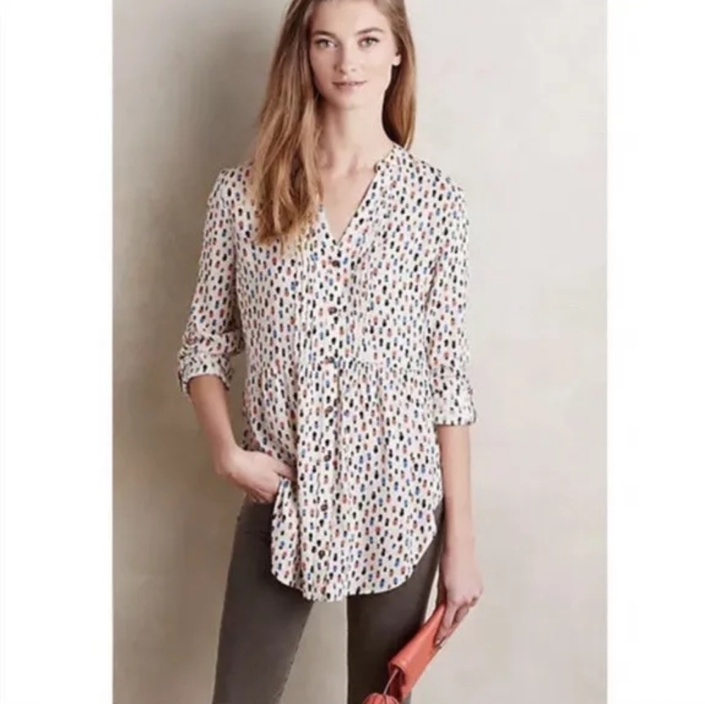 Anthropologie Maeve Pintuck Calia Tunic Blouse size 0 Top Hat Novelty Print